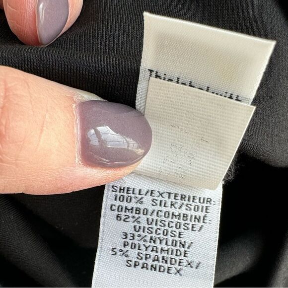 Diane Von Furstenberg Size 4 Dhalia Batik Midnight Faux Wrap Side-Tie Dress Silk - Picture 13 of 16